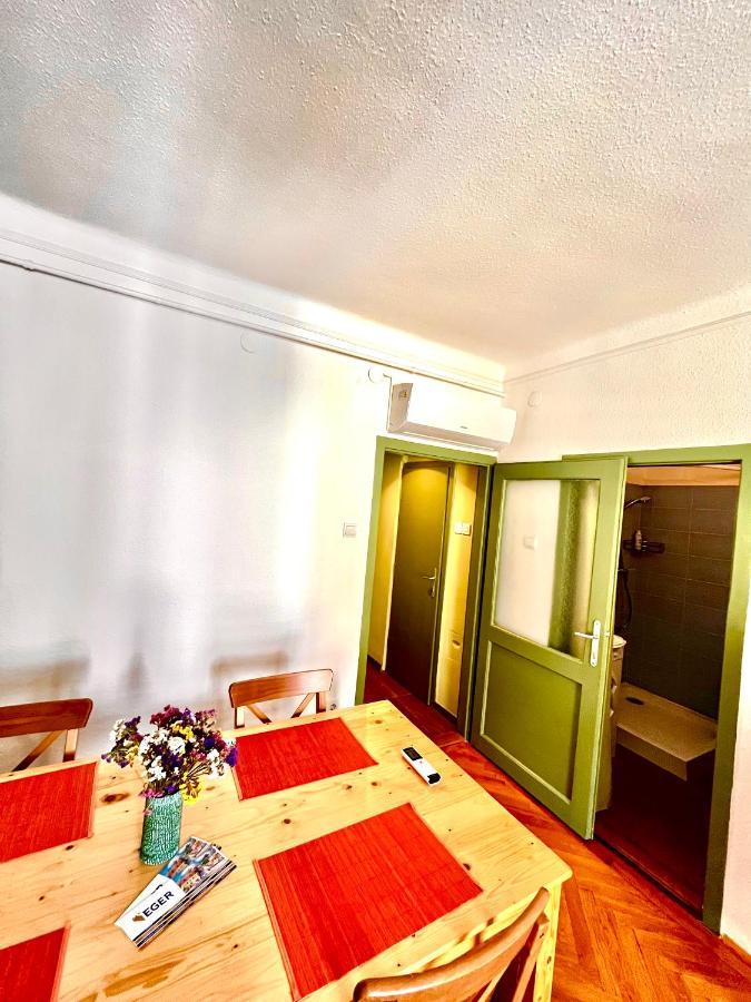 Green Apartman Eger Exterior photo